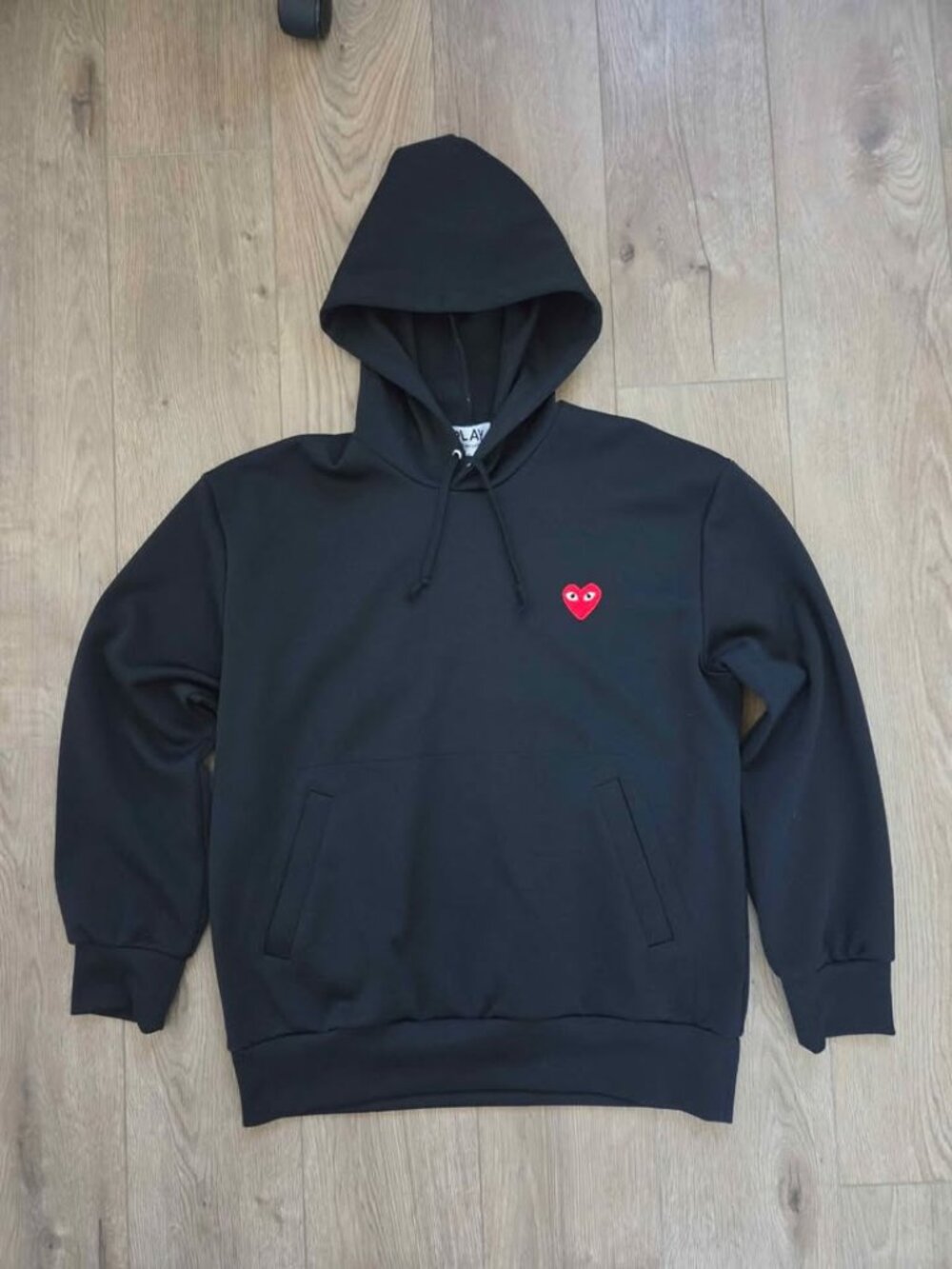 Comme des Garçons PLAY Pullover Hoodie Men’s XL Black Red Heart Logo